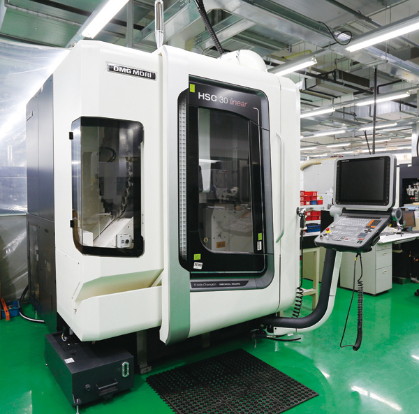1531812993815816.jpg 日本DMG HSC30 五軸加工中心.jpg